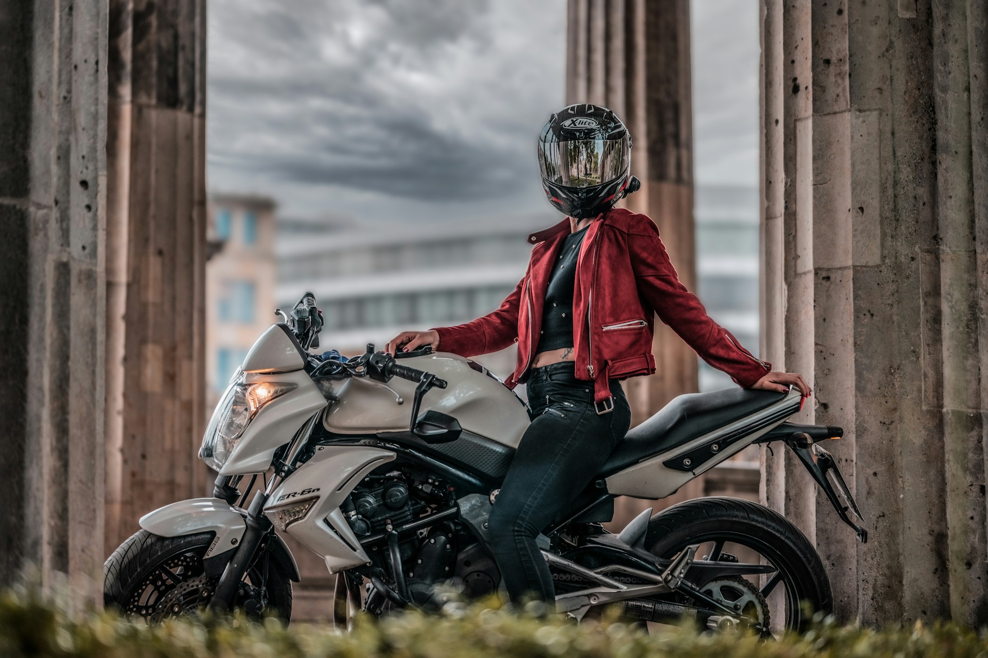 Průvodce pro začátečníky: Jak nakupovat motorkářské bundy pro styl a ochranu